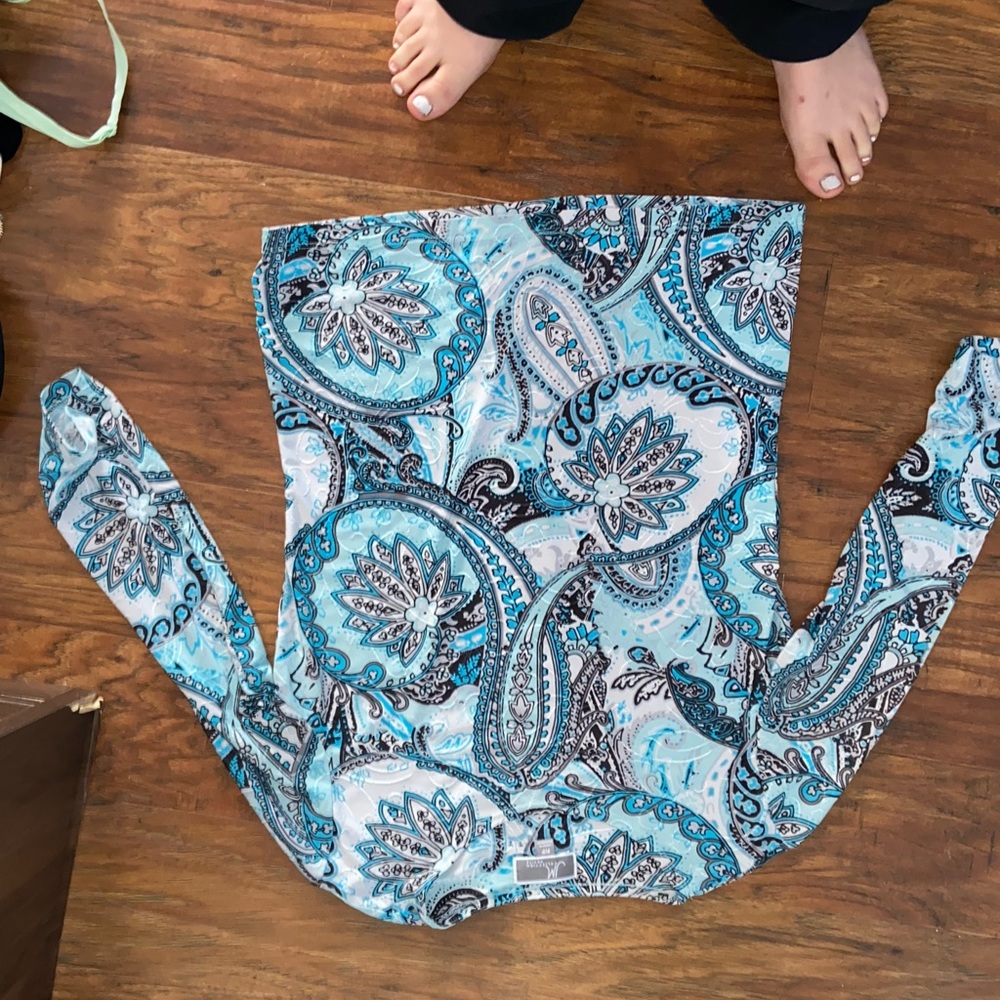 Woman’s long sleeve